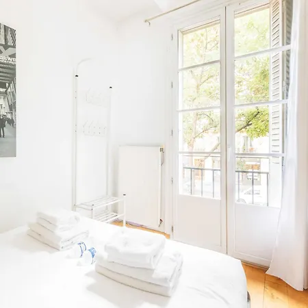 Appartamento Superb - 2 Bdr 4 P - Pont De Grenelle Parigi